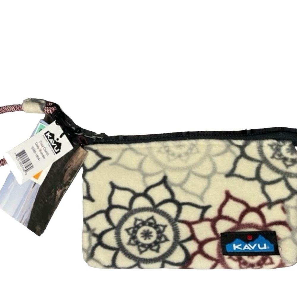 ❤️Kavu Cozy Clutch-Doily Wonder-NWT